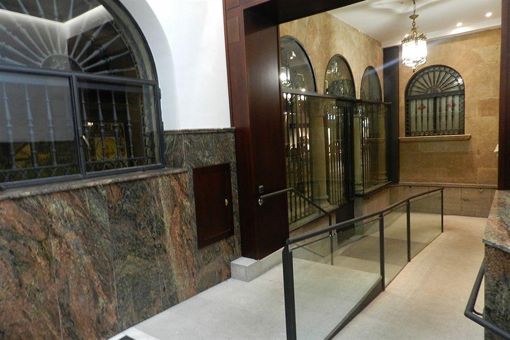 Apartamentos Toro 33 ซาลามังกา ภายนอก รูปภาพ