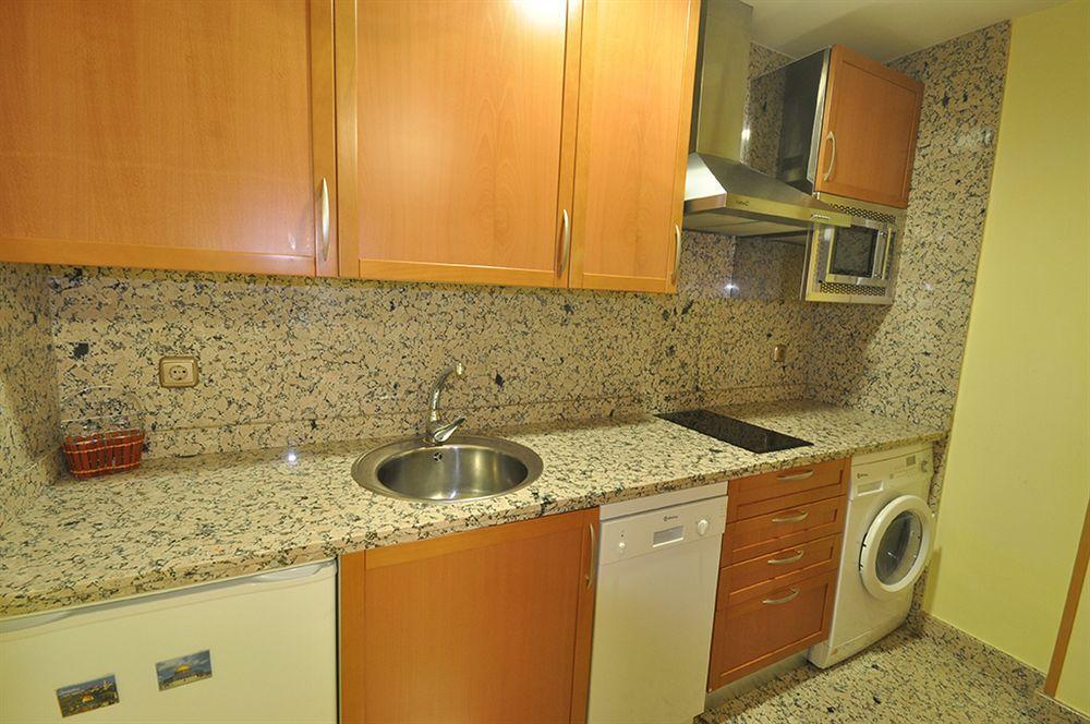 Apartamentos Toro 33 ซาลามังกา ภายนอก รูปภาพ