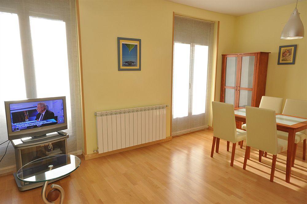 Apartamentos Toro 33 ซาลามังกา ภายนอก รูปภาพ