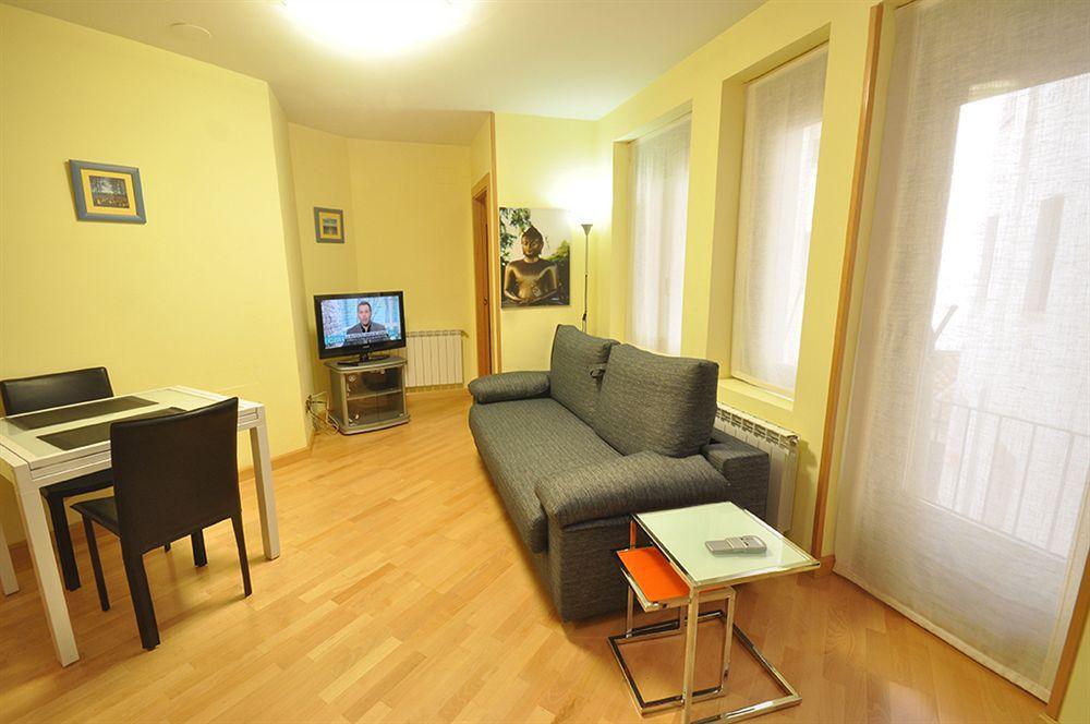 Apartamentos Toro 33 ซาลามังกา ภายนอก รูปภาพ