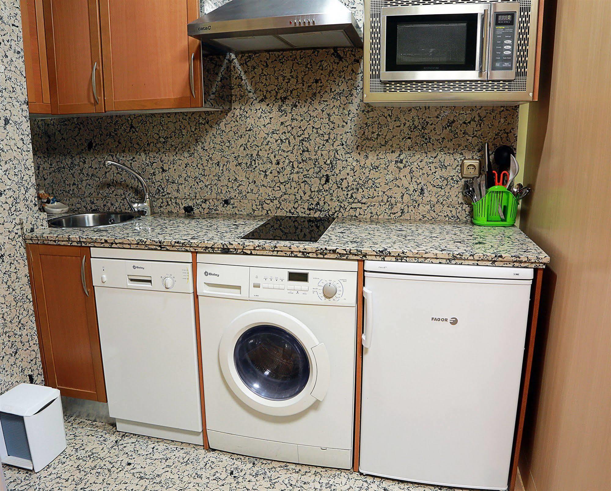 Apartamentos Toro 33 ซาลามังกา ภายนอก รูปภาพ